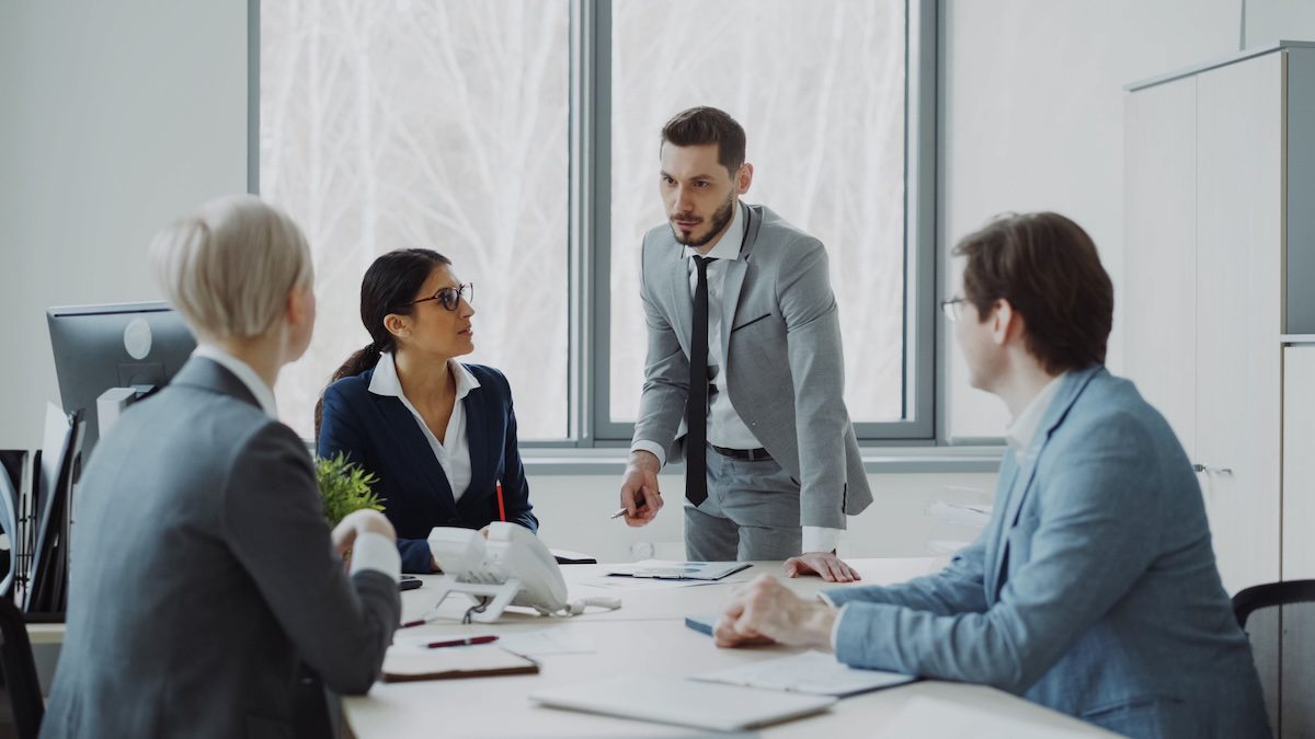 Business Plan vs Strategic Plan: Which Document Your Reader Needs
